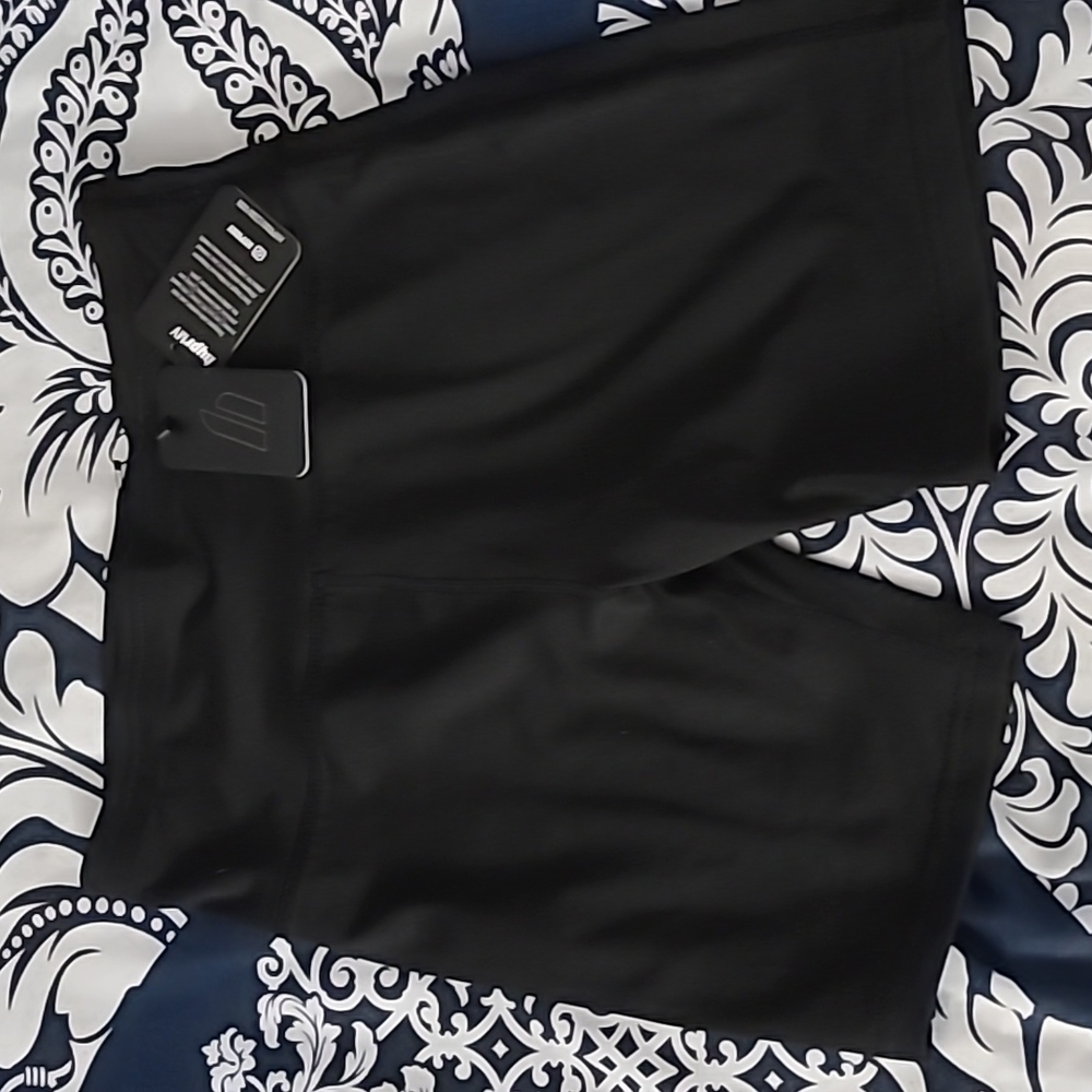 Womens Dynamix exercise shorts